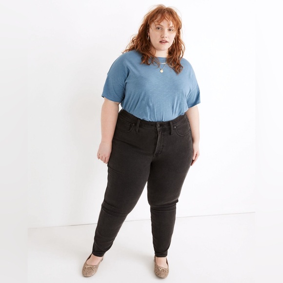 Plus High-Rise Skinny Jeans in Starkey Wash - Picture 1 of 5